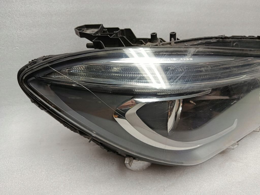 Frontscheinwerfer Mercedes-Benz Cla A1179065200 Xenon Rechts Headlight SCH9133479176qy