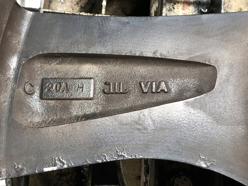 1x Alufelge 18 Zoll 8.0" 4x108 43ET Glanz Schwarz LORK500719 Volvo Rim Wheel