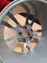 Laden Sie das Bild in den Galerie-Viewer, 1x Alufelge 19 Zoll 9.5&quot; 5x130 45ET Silber 98136214902 Porsche Cayman Rim Wheel
