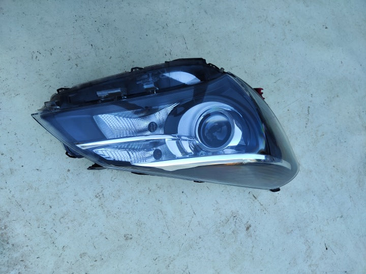 Frontscheinwerfer Toyota Yaris FPW1718 Rechts Scheinwerfer Headlight SCH8010717866jz