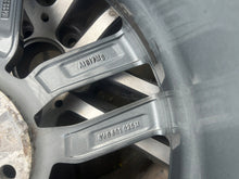 Load image into Gallery viewer, 1x Alufelge 18 Zoll 7.5&quot; 5x112 51ET Glanz Grau 8V0601025 Audi Mg Rim Wheel