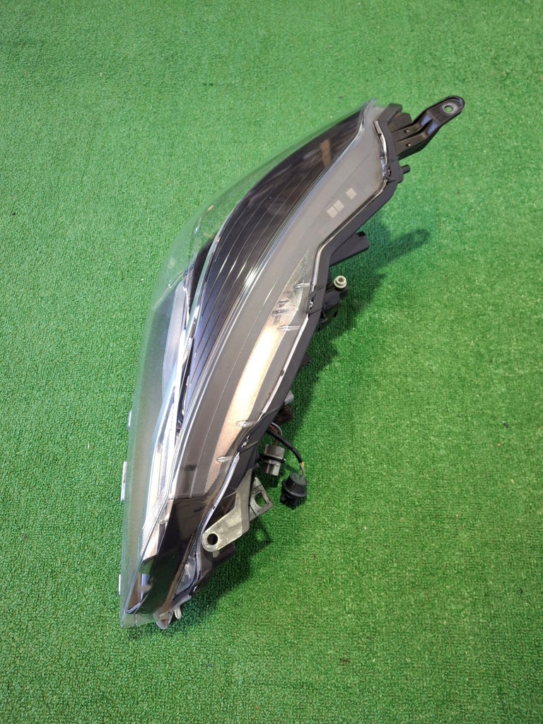 Frontscheinwerfer Toyota Yaris Rechts Scheinwerfer Headlight SCH5807829080pp