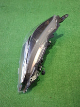 Laden Sie das Bild in den Galerie-Viewer, Frontscheinwerfer Toyota Yaris Rechts Scheinwerfer Headlight SCH5807829080pp