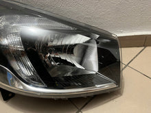 Laden Sie das Bild in den Galerie-Viewer, Frontscheinwerfer Opel Vivaro A B Trafic III 260104643R Rechts Headlight SCH4891753914oa
