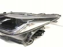 Load image into Gallery viewer, Frontscheinwerfer Toyota Corolla 81150-02T51 235251799 R19349F LED Links