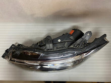 Load image into Gallery viewer, Frontscheinwerfer Mitsubishi Outlander III 8301C2 Links Scheinwerfer Headlight