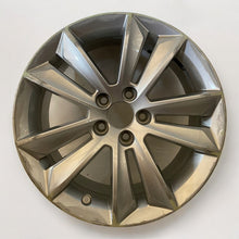Laden Sie das Bild in den Galerie-Viewer, 1x Alufelge 17 Zoll 7.0&quot; 5x108 40ET 31471309 Volvo S60 V70 Rim Wheel