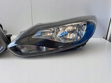 Load image into Gallery viewer, Frontscheinwerfer Ford Focus BM51-13W030-CF BM51-13W029-CF Ein Satz Headlight SCH8133117038bc