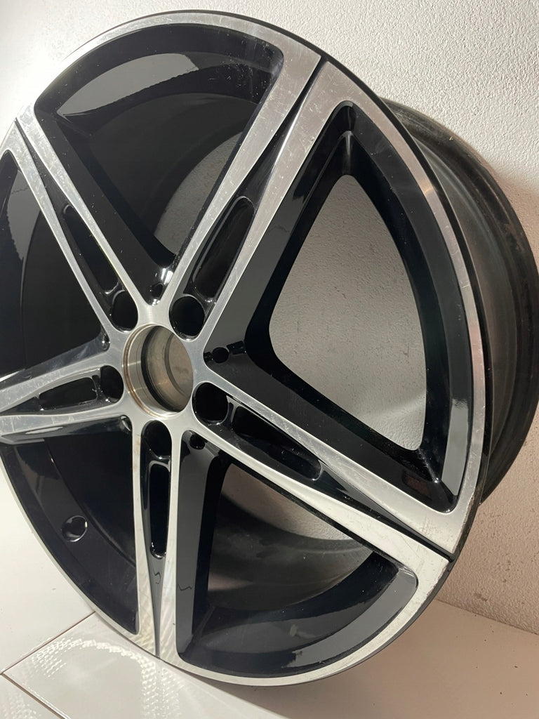 1x Alufelge 18 Zoll 7.5" 5x112 49ET Glanz Schwarz A1774010700 Mercedes-Benz W177 FEL1143866795dy