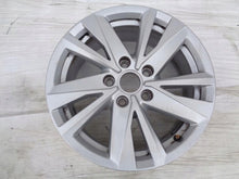 Laden Sie das Bild in den Galerie-Viewer, 1x Alufelge 16 Zoll 6.5" 5x112 48ET Glanz Silber 5TA601025Q VW Touran Rim Wheel FEL2450316348dq