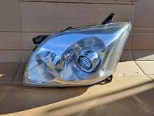 Load image into Gallery viewer, Frontscheinwerfer Toyota Avensis Links Scheinwerfer Headlight SCH5622764312eu
