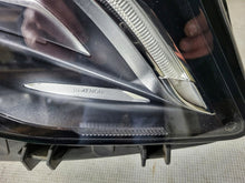 Laden Sie das Bild in den Galerie-Viewer, Frontscheinwerfer Mercedes-Benz X156 A1569061800 Bi-Xenon Rechts Headlight SCH1656167080pe
