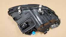 Laden Sie das Bild in den Galerie-Viewer, Frontscheinwerfer Mercedes-Benz A2059063104 Links Scheinwerfer Headlight SCH2090636383ul