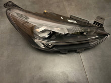 Laden Sie das Bild in den Galerie-Viewer, Frontscheinwerfer Ford Focus MX7B-13E014-EB Full LED Rechts Headlight SCH8036623547ct