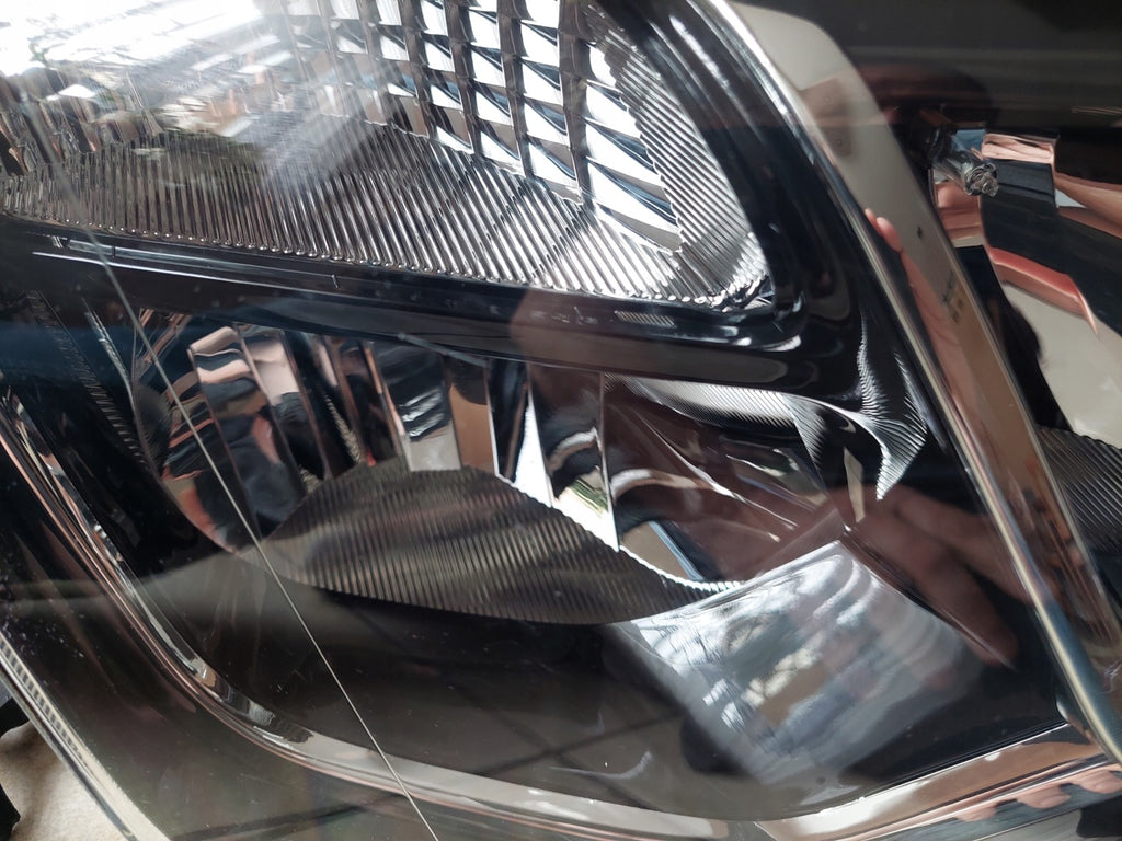 Frontscheinwerfer Dacia Duster 260100156R Rechts Scheinwerfer Headlight SCH7106213297ex