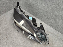 Laden Sie das Bild in den Galerie-Viewer, Frontscheinwerfer Toyota Yaris Cross 0D312SCZ LED Rechts Scheinwerfer Headlight SCH4155676791hi