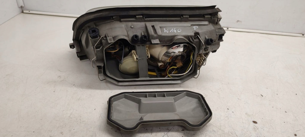 Frontscheinwerfer Mercedes-Benz W140 1305544152 Rechts Scheinwerfer Headlight SCH9871245806zt