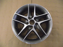 Laden Sie das Bild in den Galerie-Viewer, 1x Alufelge 18 Zoll 7.5" 5x120 49ET 6858733 BMW 1 E81 Rim Wheel FEL3394900571hs