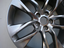 Load image into Gallery viewer, 1x Alufelge 19 Zoll 8.0&quot; 5x114.3 34ET Glanz Silber 52910-S1330 Hyundai Rim Wheel