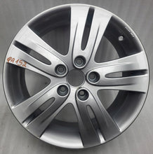 Load image into Gallery viewer, 1x Alufelge 17 Zoll 6.5" 5x114.3 52 5ET Glanz Silber CC31-V3-810 Mazda 3 5 FEL3724686680zr