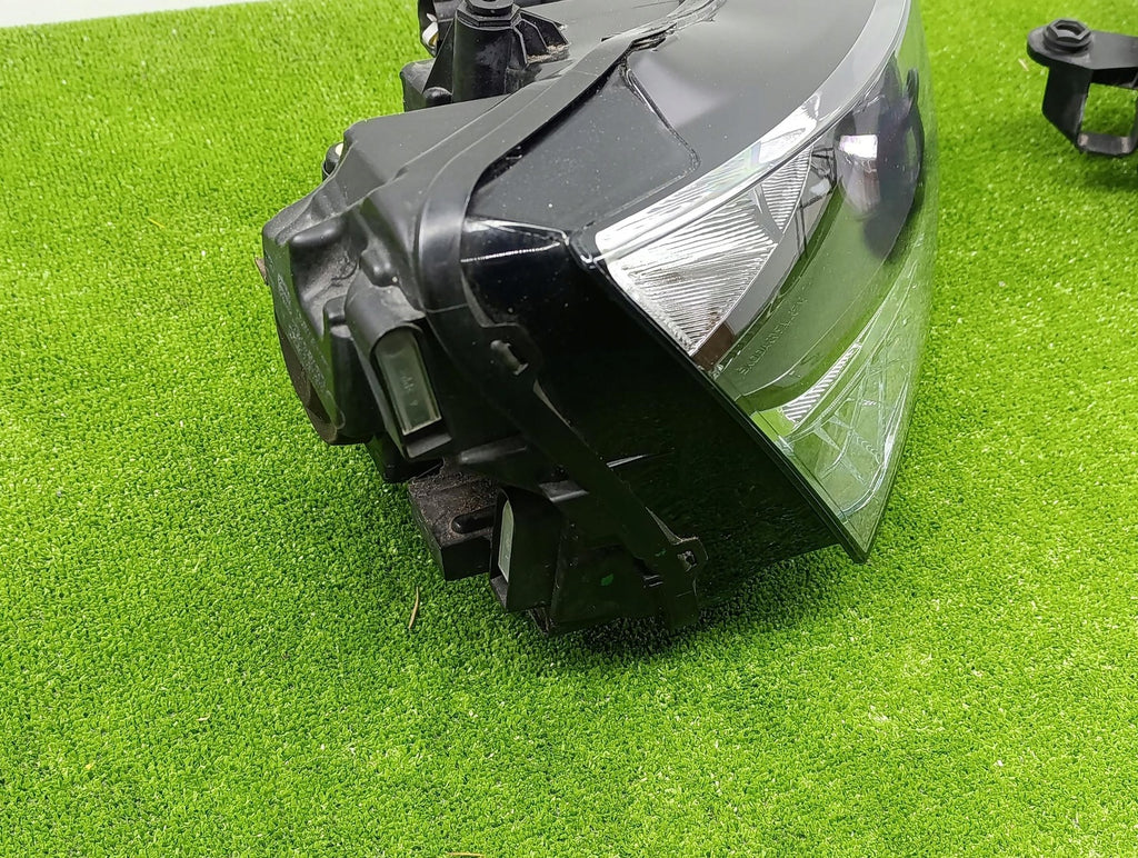 Frontscheinwerfer Skoda Scala 657941015 6657941016 Ein Satz Headlight SCH6782202619sc
