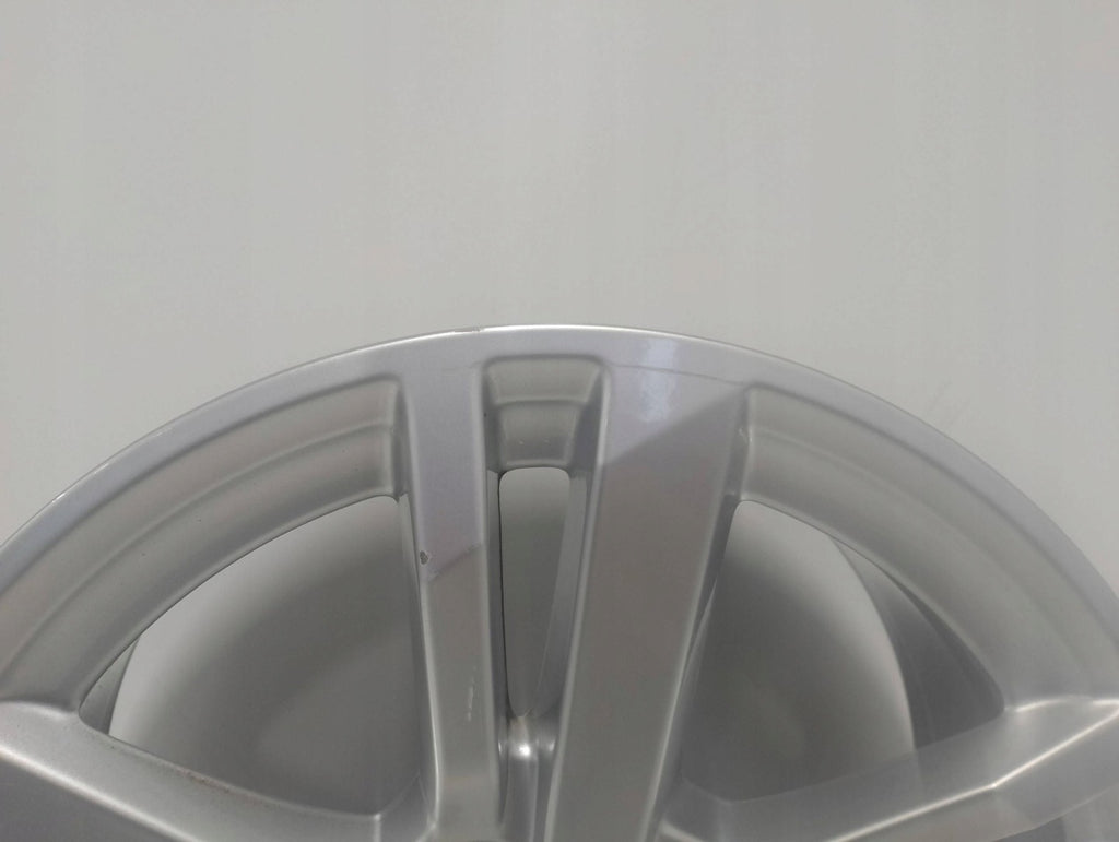 1x Alufelge 17 Zoll 7.0" 5x112 40ET Silber 83A601025F Audi Q3 Rim Wheel FEL4032679262gh