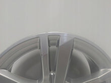 Laden Sie das Bild in den Galerie-Viewer, 1x Alufelge 17 Zoll 7.0" 5x112 40ET Silber 83A601025F Audi Q3 Rim Wheel FEL4032679262gh
