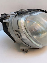 Laden Sie das Bild in den Galerie-Viewer, Frontscheinwerfer Mercedes-Benz W220 A2208200861 Rechts Scheinwerfer Headlight SCH3190650595pw