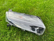 Load image into Gallery viewer, Frontscheinwerfer Dacia Spring 266052417R 266008993R LED Rechts oder Links
