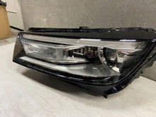 Laden Sie das Bild in den Galerie-Viewer, Frontscheinwerfer Audi Q5 80A941043 Links Scheinwerfer Headlight