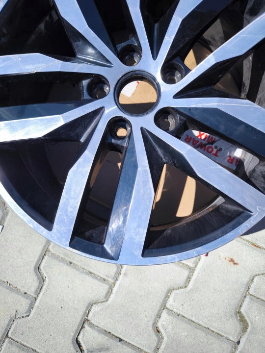 1x Alufelge 17 Zoll 7.0" 5x112 49ET 3G0601025G VW Golf Rim Wheel FEL3056013212na