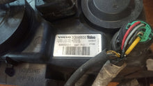 Load image into Gallery viewer, Frontscheinwerfer Volvo V70 II S60 I 30698835 Ein Stück (Rechts oder Links) SCH8200392665ow