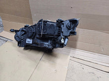 Laden Sie das Bild in den Galerie-Viewer, Frontscheinwerfer Seat I Ibiza 6F1941006D Rechts Scheinwerfer Headlight SCH6296037310po