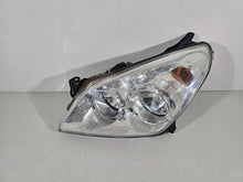 Laden Sie das Bild in den Galerie-Viewer, Frontscheinwerfer Opel Astra H 103419012977 Links Scheinwerfer Headlight SCH8102071706gg