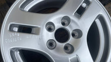 Load image into Gallery viewer, 1x Alufelge 16 Zoll 6.5" 5x110 Glanz Silber 5063656 Saab I Rim Wheel FEL6342451243jj