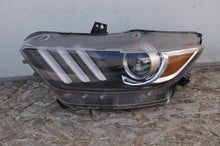 Laden Sie das Bild in den Galerie-Viewer, Frontscheinwerfer Ford FR3B13006B Xenon Links Scheinwerfer Headlight