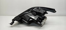 Laden Sie das Bild in den Galerie-Viewer, Frontscheinwerfer Mazda 3 Bp BCJH-51030 LED Rechts Scheinwerfer Headlight