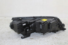 Laden Sie das Bild in den Galerie-Viewer, Frontscheinwerfer Skoda Octavia III 5E1941015 85122000 Full LED Links Headlight SCH4659489507zm