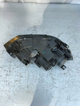Laden Sie das Bild in den Galerie-Viewer, Frontscheinwerfer VW Touran 5TB941005C Links Scheinwerfer Headlight SCH7476635481qb