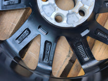 Load image into Gallery viewer, 1x Alufelge 16 Zoll 6.0" 5x114.3 50ET Glanz PW457-0D004 Toyota Yaris Rim Wheel FEL1881647653gn