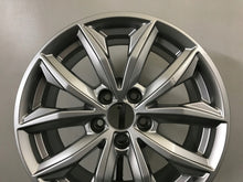 Laden Sie das Bild in den Galerie-Viewer, 1x Alufelge 17 Zoll 7.0&quot; 5x112 34ET 80A601025J Audi Rim Wheel
