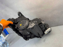 Laden Sie das Bild in den Galerie-Viewer, Frontscheinwerfer Mercedes-Benz W246 103419012858 Links Scheinwerfer Headlight SCH1765367132zi