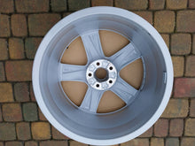 Load image into Gallery viewer, 1x Alufelge 19 Zoll 9.0" 5x112 33ET Silber 4H0601025L Audi A8 Rim Wheel FEL9286515851cq