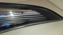 Load image into Gallery viewer, Frontscheinwerfer Toyota C-Hr Chr 81160-F4071-00 LED Links Headlight
