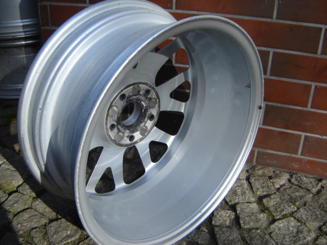 1x Alufelge 17 Zoll 7.5" 5x112 56ET Glanz Silber 8P0601025AB Audi A3 Rim Wheel