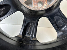 Load image into Gallery viewer, 1x Alufelge 16 Zoll 6.5" 5x100 42ET Glanz Silber 1U0601025D Skoda Octavia I FEL1343689532uq