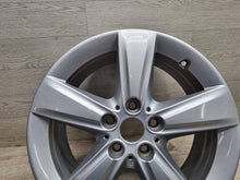 Laden Sie das Bild in den Galerie-Viewer, 1x Alufelge 17 Zoll 5x112 6855087 BMW 2 F45 Rim Wheel FEL6600225606tu