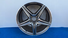 Laden Sie das Bild in den Galerie-Viewer, 1x Alufelge 18 Zoll 9.0" 5x112 49ET A2134011900 Mercedes-Benz W213 Rim Wheel FEL9417417024yj