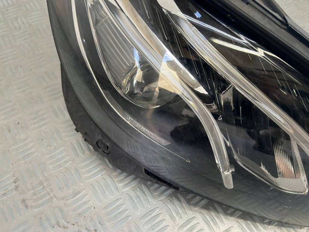 Frontscheinwerfer Mercedes-Benz W213 A2139063904KZ A2139064004KZ LED Ein Satz SCH1641046002qs