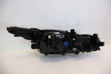 Load image into Gallery viewer, Frontscheinwerfer Toyota Corolla 81150-02T51 Links Scheinwerfer Headlight SCH9892463822sb